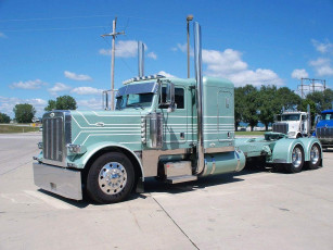 Картинка автомобили peterbilt