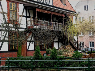 Картинка города здания дома