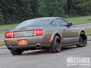 Картинка 2005 ford mustang gt автомобили