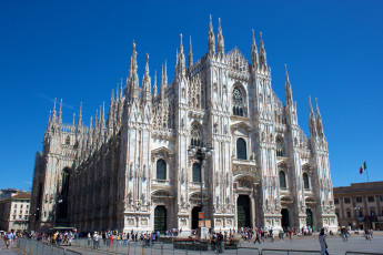 Картинка milan cathedral from piazza del duomo города католические соборы костелы аббатства милан собор италия