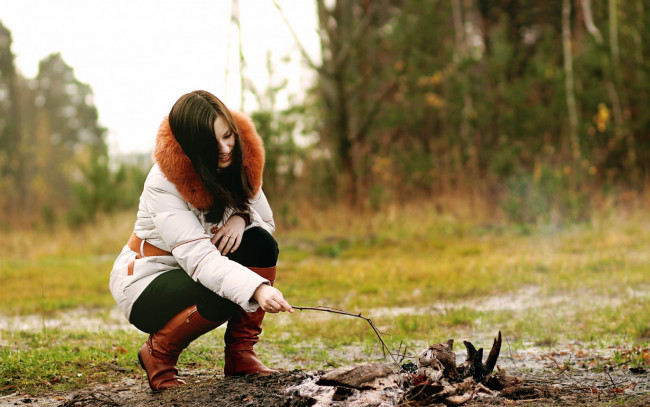 Обои картинки фото -Unsort Брюнетки Шатенки, девушки, unsort, брюнетки, шатенки, лес