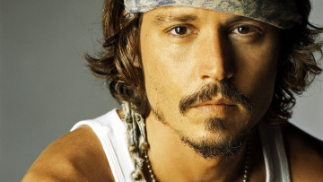 Картинка мужчины johnny+depp щетина усы бандана лицо актер джонни депп