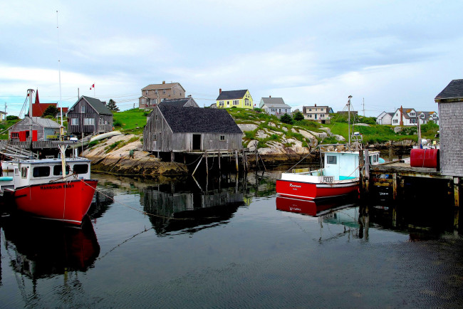 Обои картинки фото корабли, порты ,  причалы, дома, залив