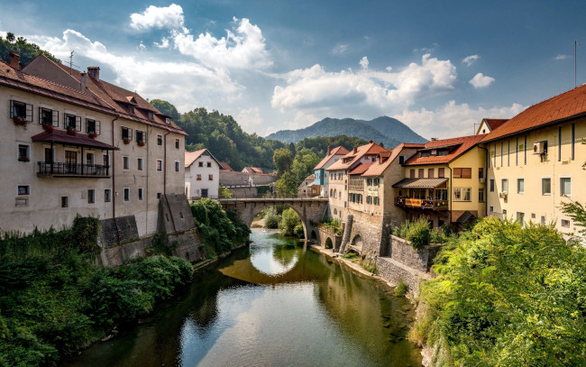 Обои картинки фото skofja loka,  slovenia, города, - улицы,  площади,  набережные, slovenia, skofja, loka