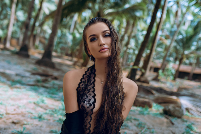 Обои картинки фото девушка, девушки, -unsort , брюнетки, темноволосые, модель