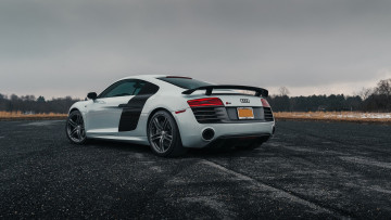 Картинка автомобили audi r8