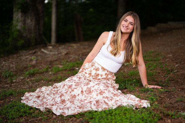 Обои картинки фото dannie lynn, девушки, - брюнетки,  шатенки, девушка, женщина, шатенка, темноволосая, сексуальная, модель, звезда, позирует, разная, обувь, верхняя, стильная, одежда, нижнее, эротическое, бельё, трусы, лифчик, колготки, чулки, аксессуары, макияж, и, множество, элементов, на, фотографии