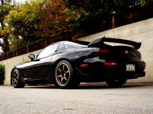 Картинка автомобили mazda