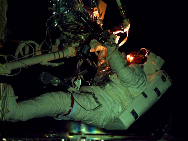 Обои картинки фото космос, астронавты, космонавты