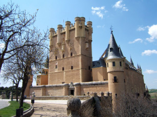 Картинка города дворцы замки крепости