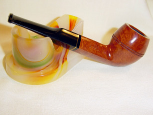 Картинка разное курительные принадлежности спички