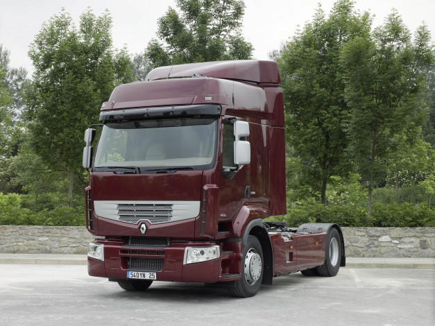 Обои картинки фото автомобили, renault, trucks