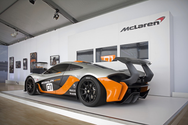 Обои картинки фото mclaren p1 gtr in pebble beach, автомобили, mclaren, спорткар
