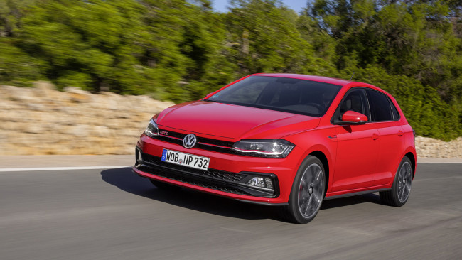 Обои картинки фото volkswagen polo gti 2018, автомобили, volkswagen, красный, 2018, gti, polo