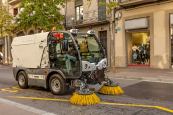 Картинка техника дорожные+пылесосы excelway