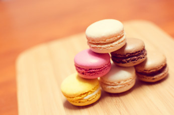 Картинка еда макаруны лакомство печенье ассорти