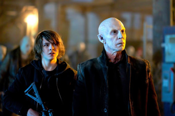 Картинка кино+фильмы the+strain персонажи оружие