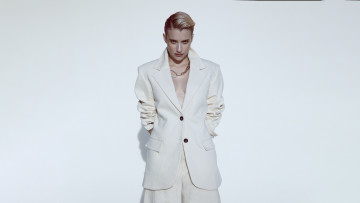 обоя emma roberts grazia usa 2023, девушки, emma roberts, эмма, робертс, актриса, певица, журнал, grazia, американское, издание, автор, песен, фотомодель