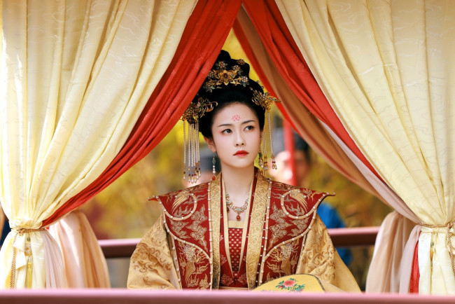 Обои картинки фото кино фильмы, story of kunning palace, женщина, наряд, паланкин