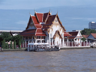 Картинка города здания дома