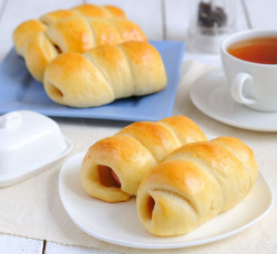 Картинка еда хлеб выпечка сосиски в тесте