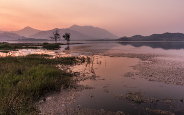Картинка sunset природа реки озера сумрак трава озеро горы