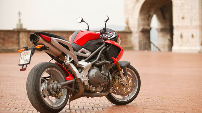 Обои картинки фото мотоциклы, benelli, tre, 1130, naked, tornado