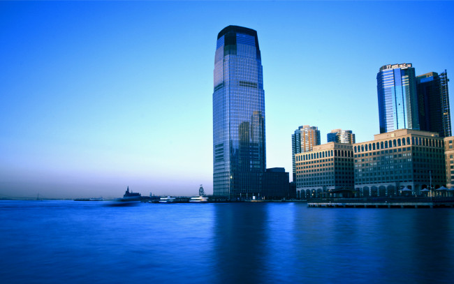 Обои картинки фото города, здания, дома, город, небоскребы, море, jersey city, new jersey