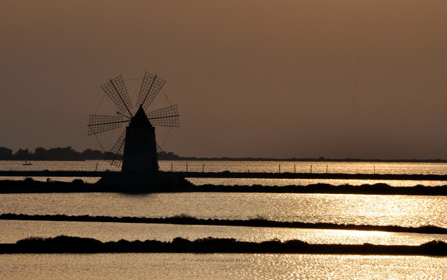 Обои картинки фото разное, мельницы, вода, лопасти, мельница, закат