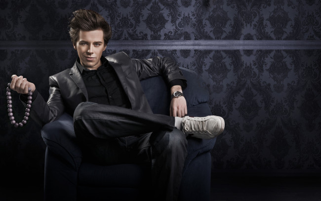 Обои картинки фото мужчины, - unsort, красавец, кресло, парень