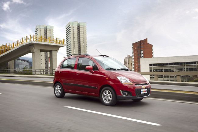 Обои картинки фото автомобили, chevrolet, m250, life, spark, красный, 2014г
