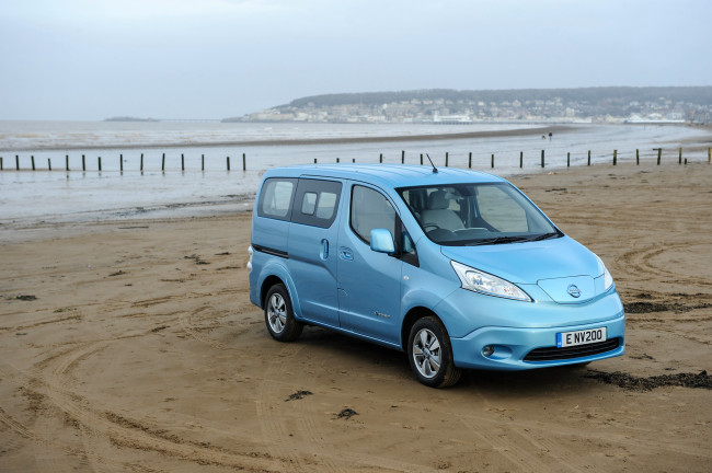 Обои картинки фото автомобили, nissan, datsun, 2014г, uk-spec, e-nv200, evalia
