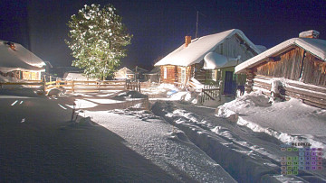 Картинка календари города зима дерево снег изба забор 2018