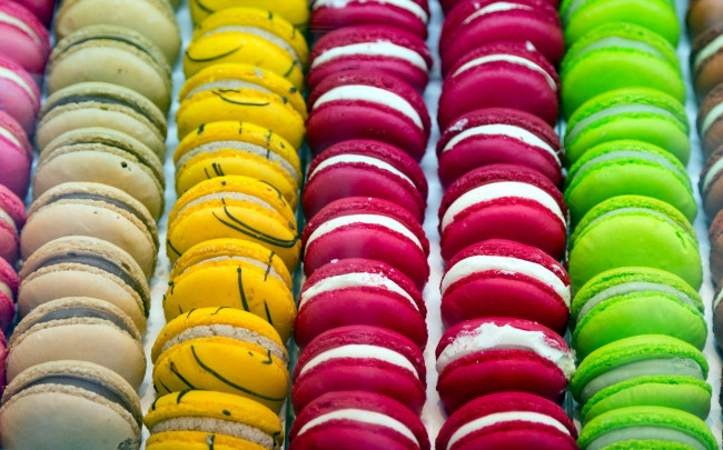 Обои картинки фото еда, макаруны, ассорти, лакомство, печенье