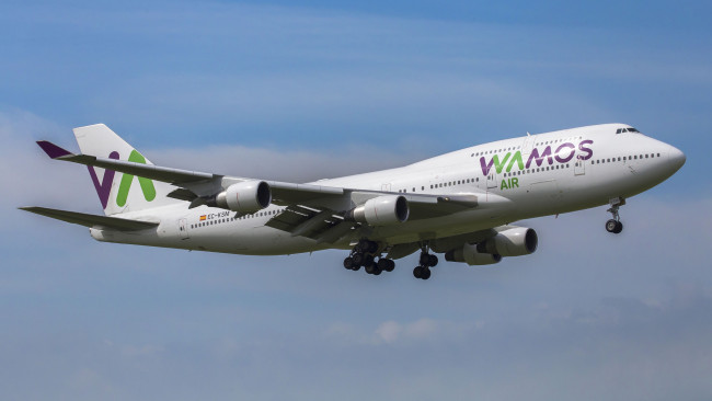 Обои картинки фото boeing 747-400, авиация, пассажирские самолёты, авиалайнер