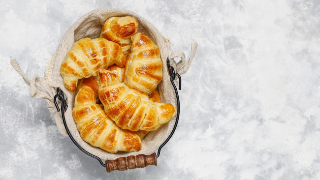 Обои картинки фото еда, хлеб,  выпечка, рогалики