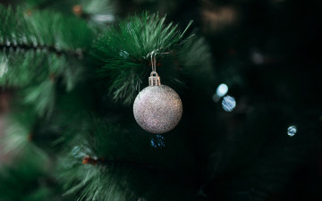 Картинка праздничные шары шарик елка