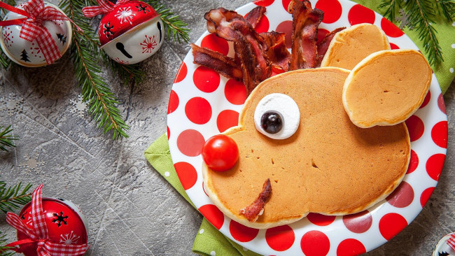 Обои картинки фото еда, блины,  оладьи, бекон, оладьи