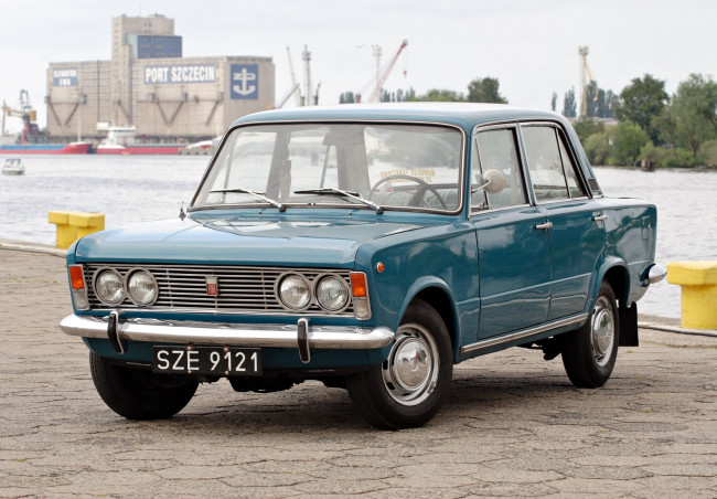 Обои картинки фото автомобили, fiat, 125