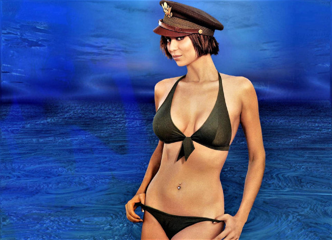 Обои картинки фото девушки, catherine bell, шатенка, купальник, фуражка