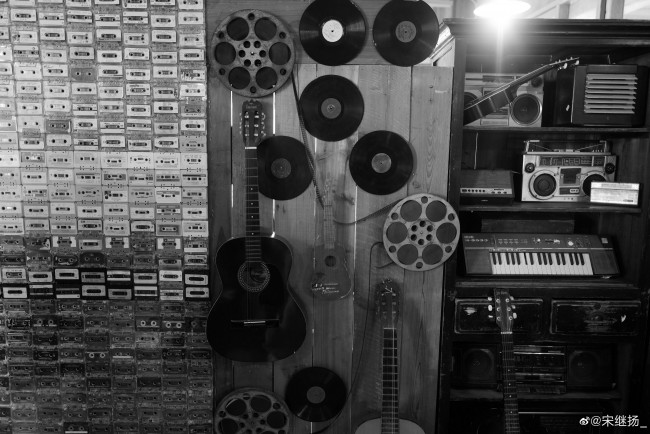 Обои картинки фото музыка, -музыкальные инструменты, пластинки