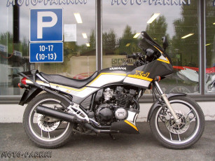 Картинка yamaha xj600 мотоциклы