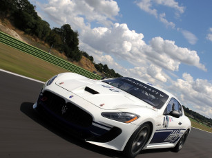 Картинка автомобили maserati