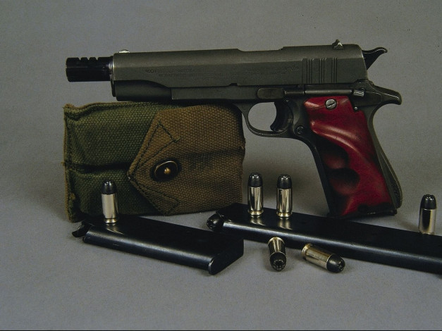 Обои картинки фото оружие, пистолеты