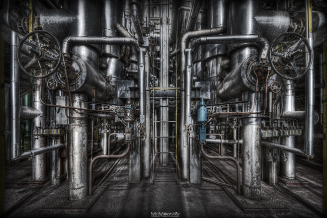 Обои картинки фото разное, строительные, инструменты, запчасти, механизмы, завод, трубы