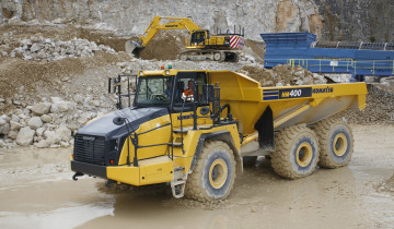Картинка komatsu+hm400+adt техника строительная+техника самосвал карьерный