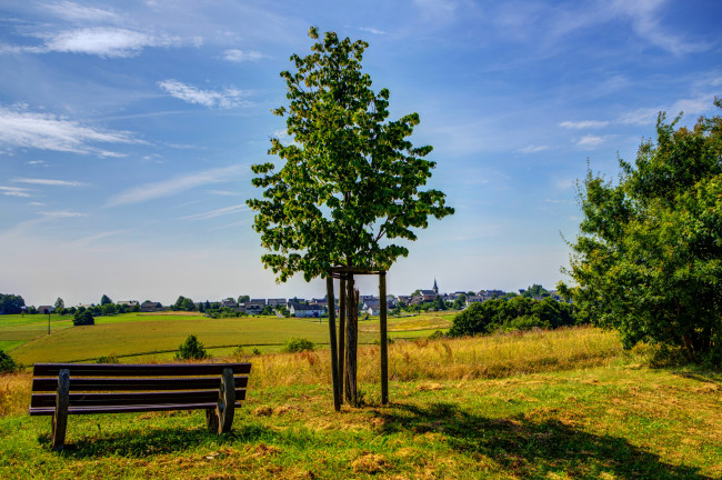 Обои картинки фото германия   клидинг, природа, пейзажи, германия, клидинг, пейзаж, поля, скамейка