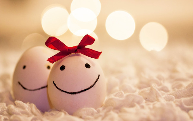 Обои картинки фото разное, ремесла,  поделки,  рукоделие, рожицы, позитив, бантик, мальчик, девочка, яйца