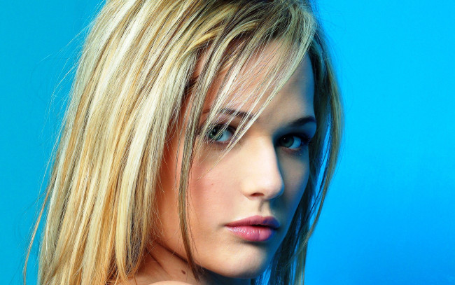 Обои картинки фото девушки, laura chiatti, блондинка, лицо, laura, chiatti