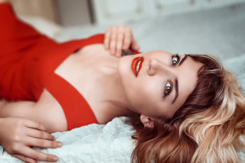 Картинка красотка девушки -+брюнетки +шатенки девушка красивая супер секси няша нежная классная модница лапочка мадам